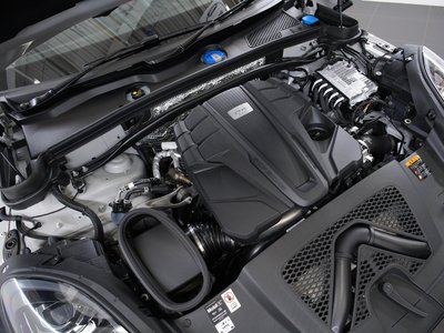 صورة 6 لـ 2025 Porsche MACAN