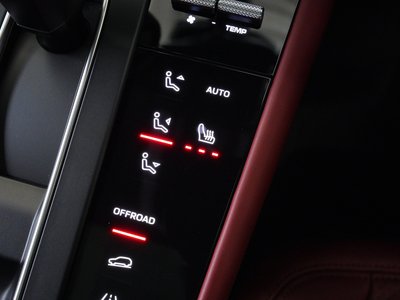 صورة مصغرة 38 لـ 2025 Porsche MACAN