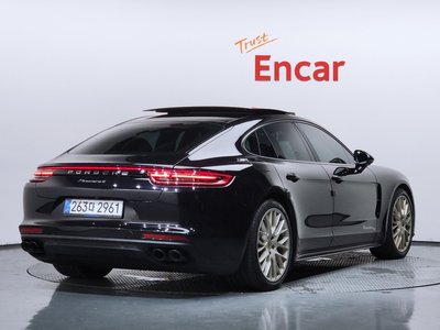صورة 3 لـ 2020 Porsche PANAMERA