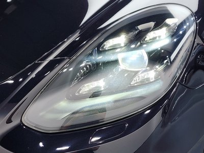 صورة 9 لـ 2020 Porsche PANAMERA