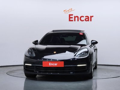 صورة 2 لـ 2020 Porsche PANAMERA