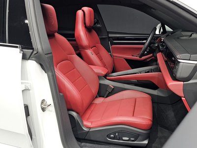 2025 Porsche MACAN — миниатюра 11