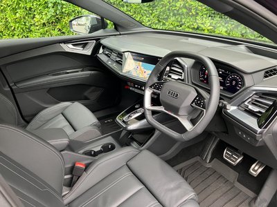 2025 AUDI Q4 SPORTBACK E-TRON — фото 7