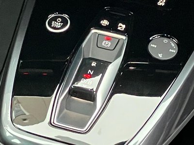 2025 AUDI Q4 SPORTBACK E-TRON thumbnail 12