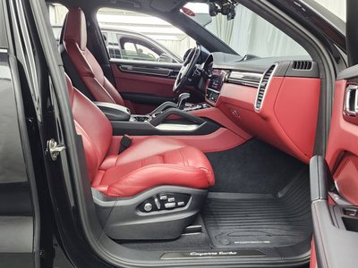 2020 Porsche CAYENNE — миниатюра 17