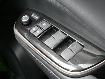 2026 Toyota CROWN SPORT 缩略图 34