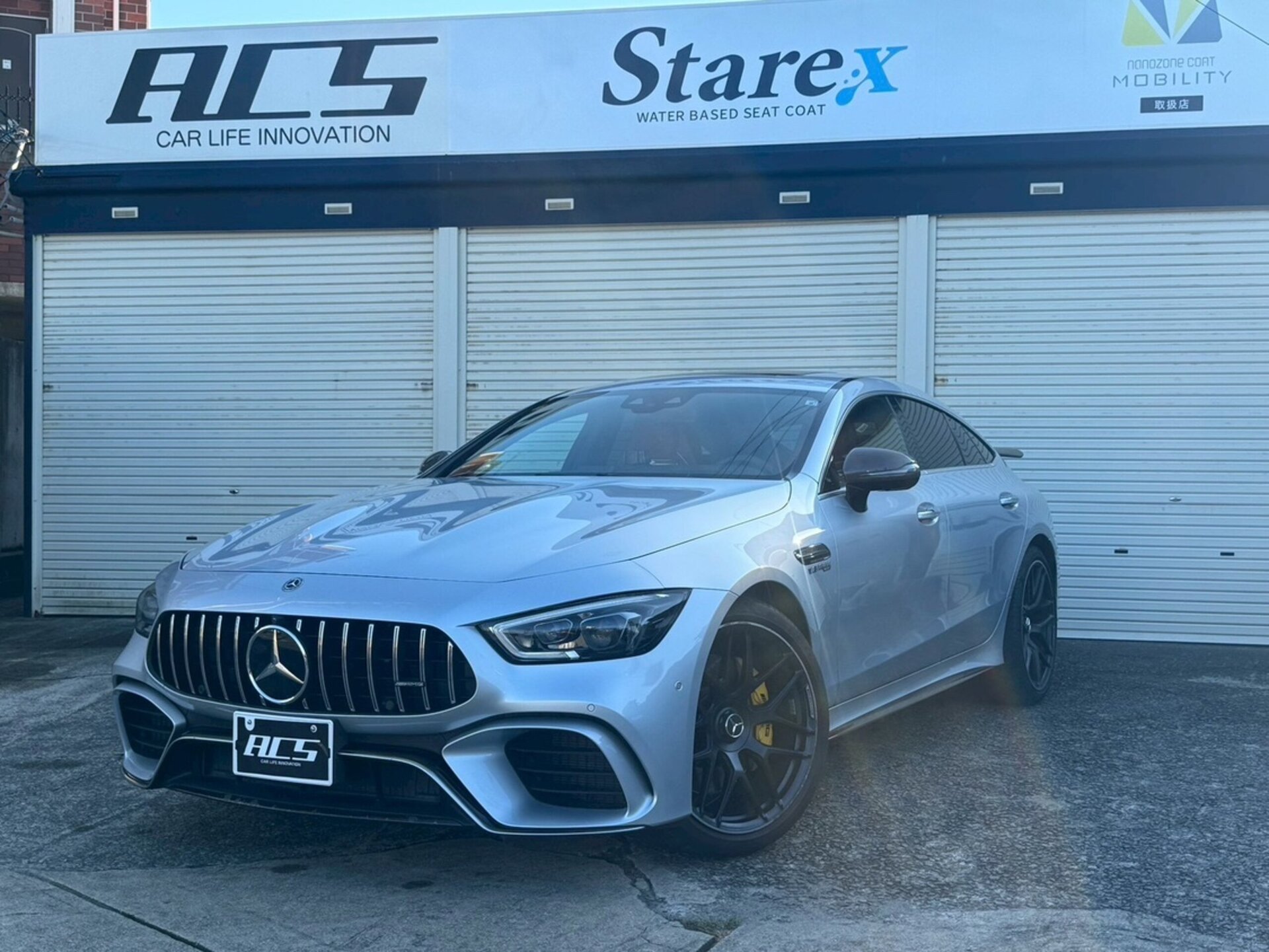 MERCEDES-BENZ GT AMG - View 1