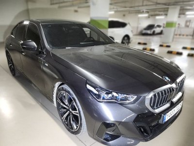 BMW 5 SERIES - 5