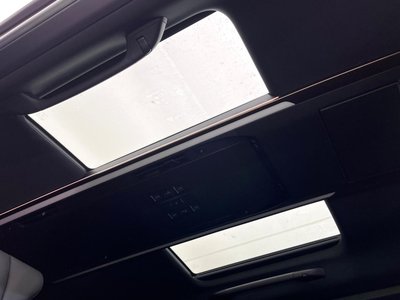 2025 Toyota ALPHARD photo 7