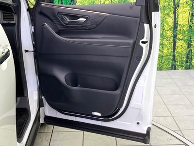 2025 Toyota ALPHARD thumbnail 40