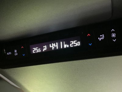 2025 Toyota ALPHARD thumbnail 52