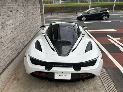 MCLAREN 720S - 8
