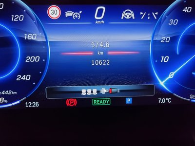 MERCEDES-BENZ EQS - 8