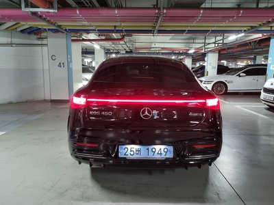 MERCEDES-BENZ EQS - 3