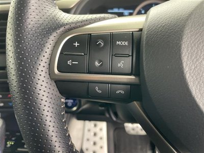 2020 Lexus RX — миниатюра 11