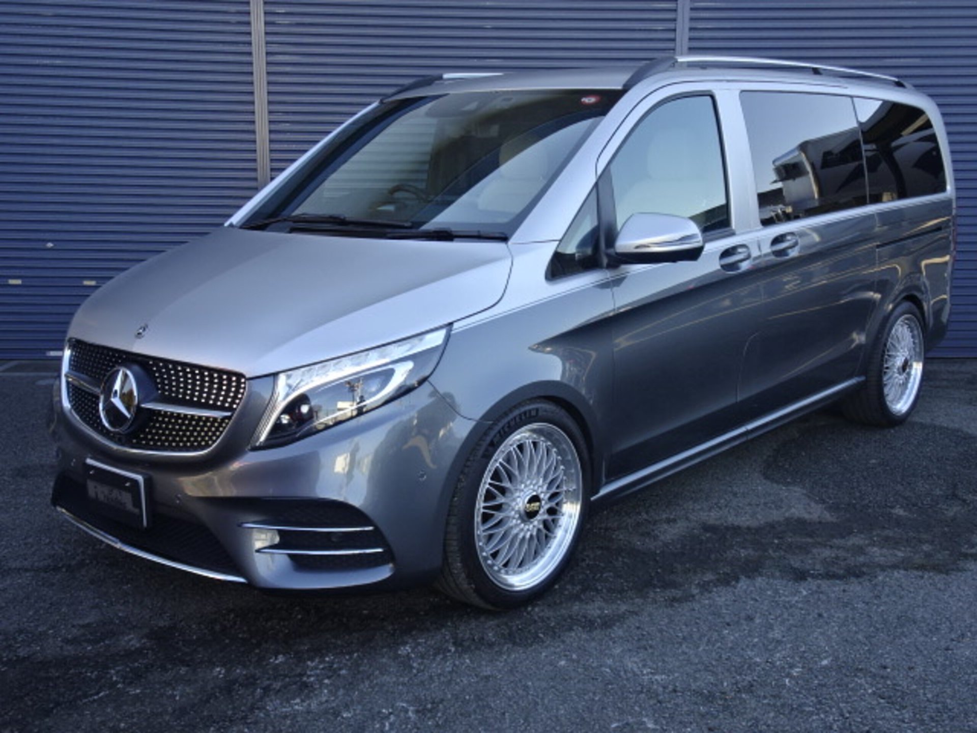 MERCEDES-BENZ V-CLASS - View 1