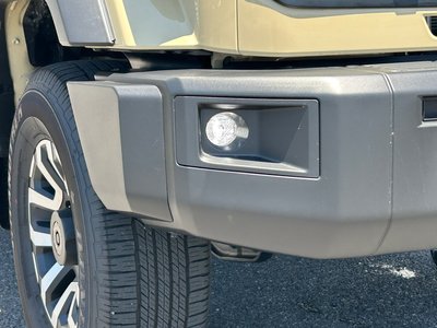 2025 Toyota LAND CRUISER 70 — миниатюра 12