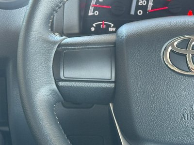 2025 Toyota LAND CRUISER 70 — миниатюра 46
