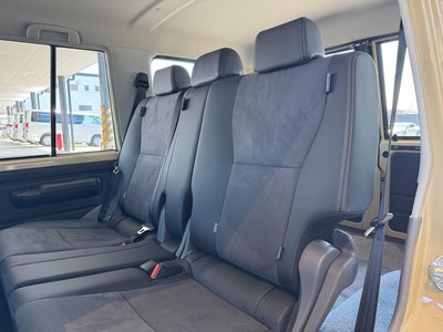 2025 Toyota LAND CRUISER 70 — миниатюра 41