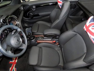 2024 MINI COOPER CONVERTIBLE photo 10
