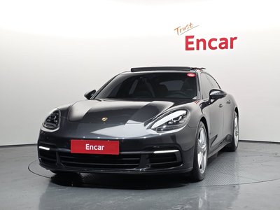 PORSCHE PANAMERA - 2