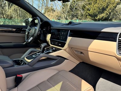 2022 Porsche CAYENNE 缩略图 12