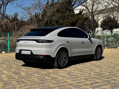 2022 Porsche CAYENNE 照片 7