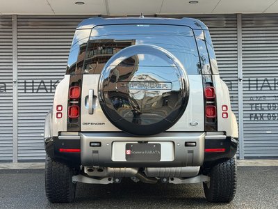 LAND ROVER DEFENDER - 7