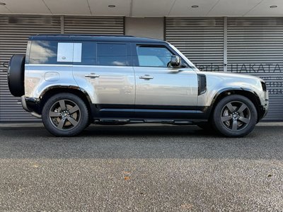 LAND ROVER DEFENDER - 4