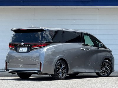 2026 Toyota VELLFIRE thumbnail 11