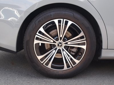 صورة مصغرة 38 لـ 2025 Mercedes-BENZ E-CLASS