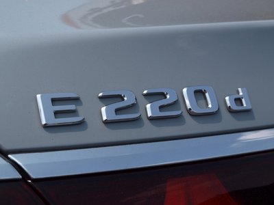 صورة مصغرة 34 لـ 2025 Mercedes-BENZ E-CLASS