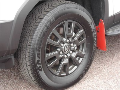 TOYOTA LAND CRUISER 250 - 8
