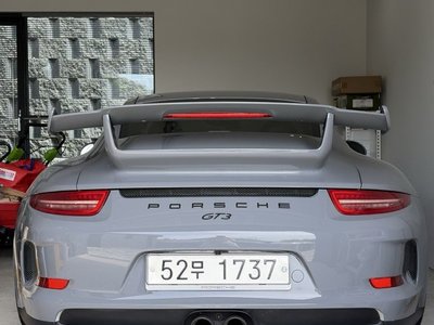PORSCHE 911 - 1