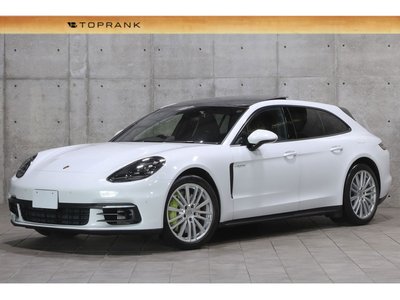 PORSCHE PANAMERA - 1