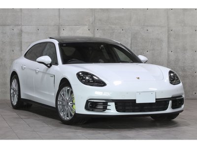 PORSCHE PANAMERA - 9