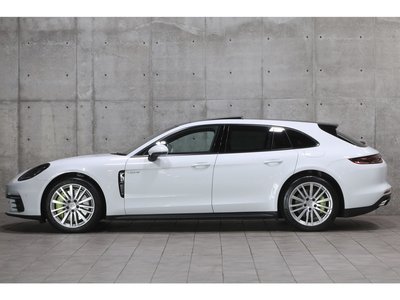 PORSCHE PANAMERA - 8