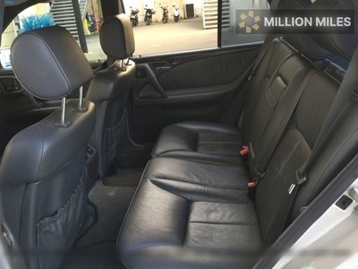 MERCEDES-BENZ E-CLASS - 6