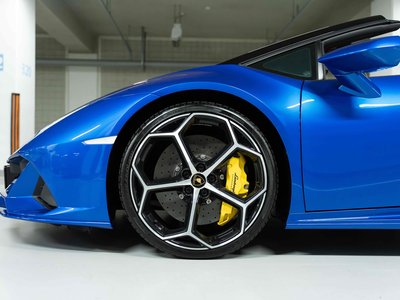 2022 Lamborghini HURACAN — фото 3