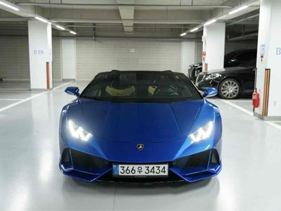 2022 Lamborghini HURACAN — фото 2