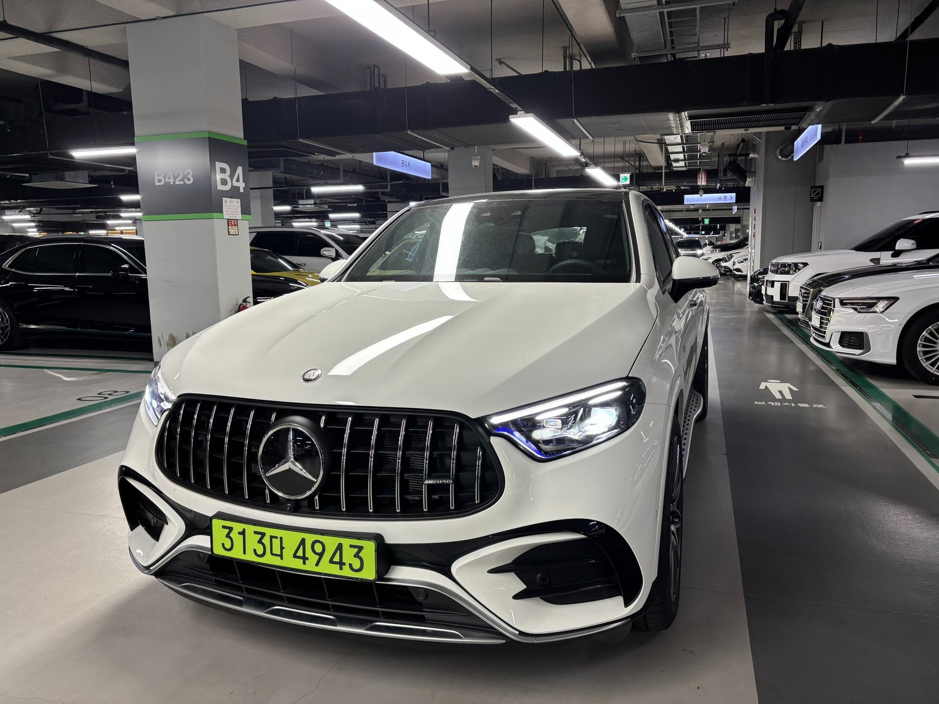 MERCEDES-BENZ GLC - View 1