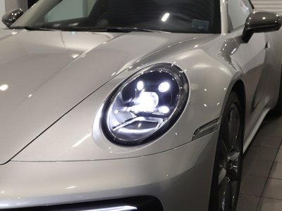 2023 Porsche 911 photo 3