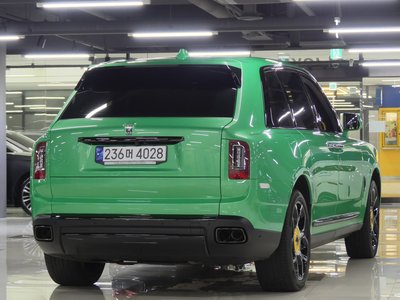 ROLLS-ROYCE CULLINAN - 2