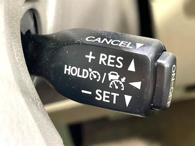 TOYOTA LAND CRUISER PRADO - 8