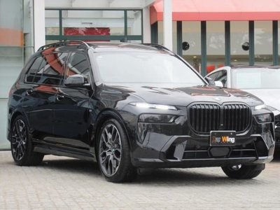 2025 BMW X7 照片 3