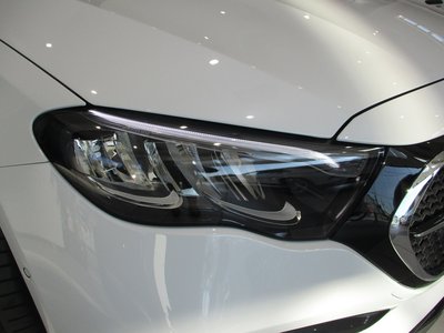 MERCEDES-BENZ E-CLASS - 3