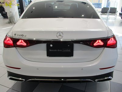 MERCEDES-BENZ E-CLASS - 6