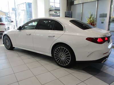 MERCEDES-BENZ E-CLASS - 10