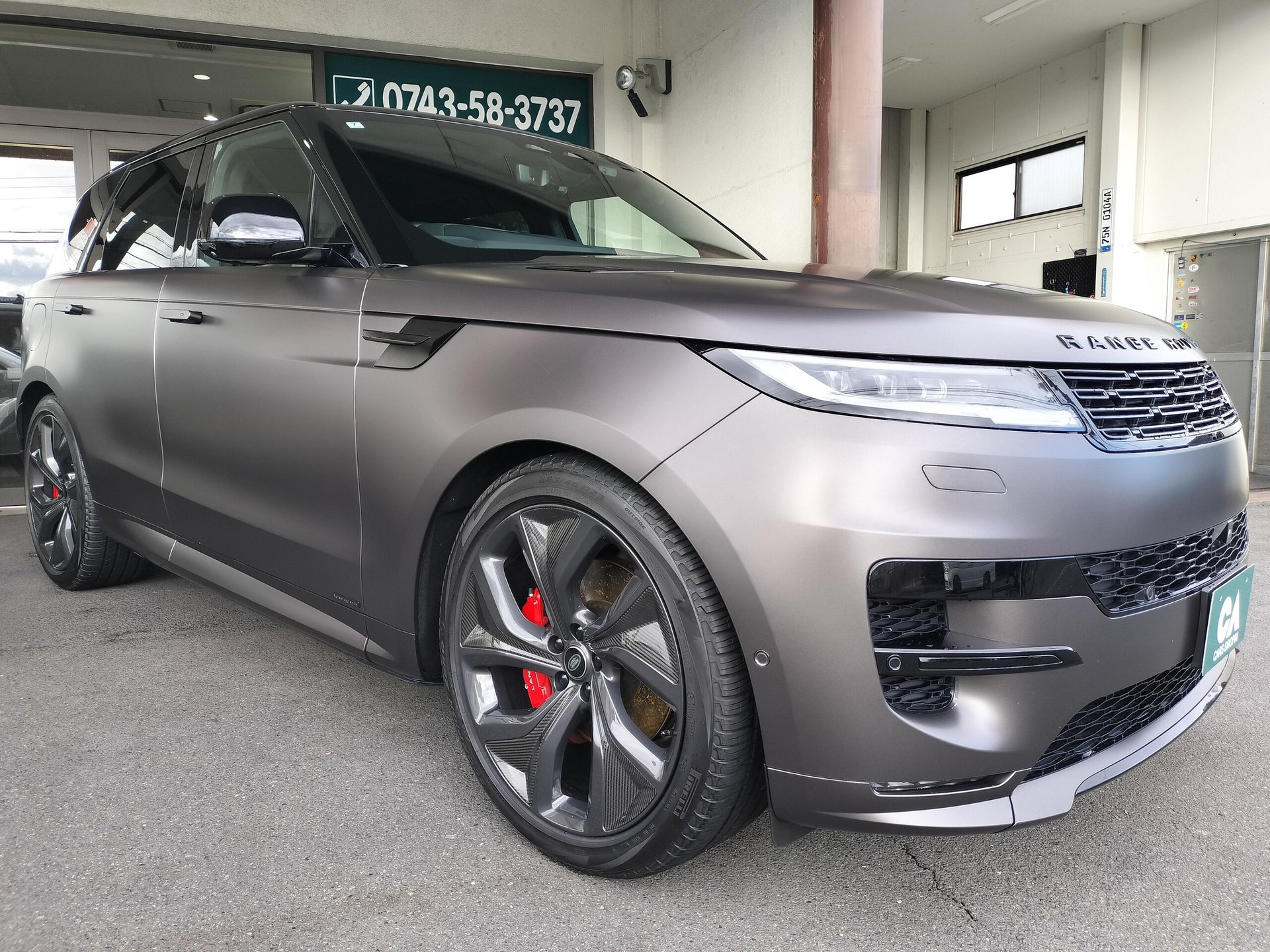 LAND ROVER RANGE ROVER SPORT - View 1