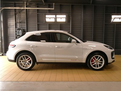 PORSCHE MACAN - 5